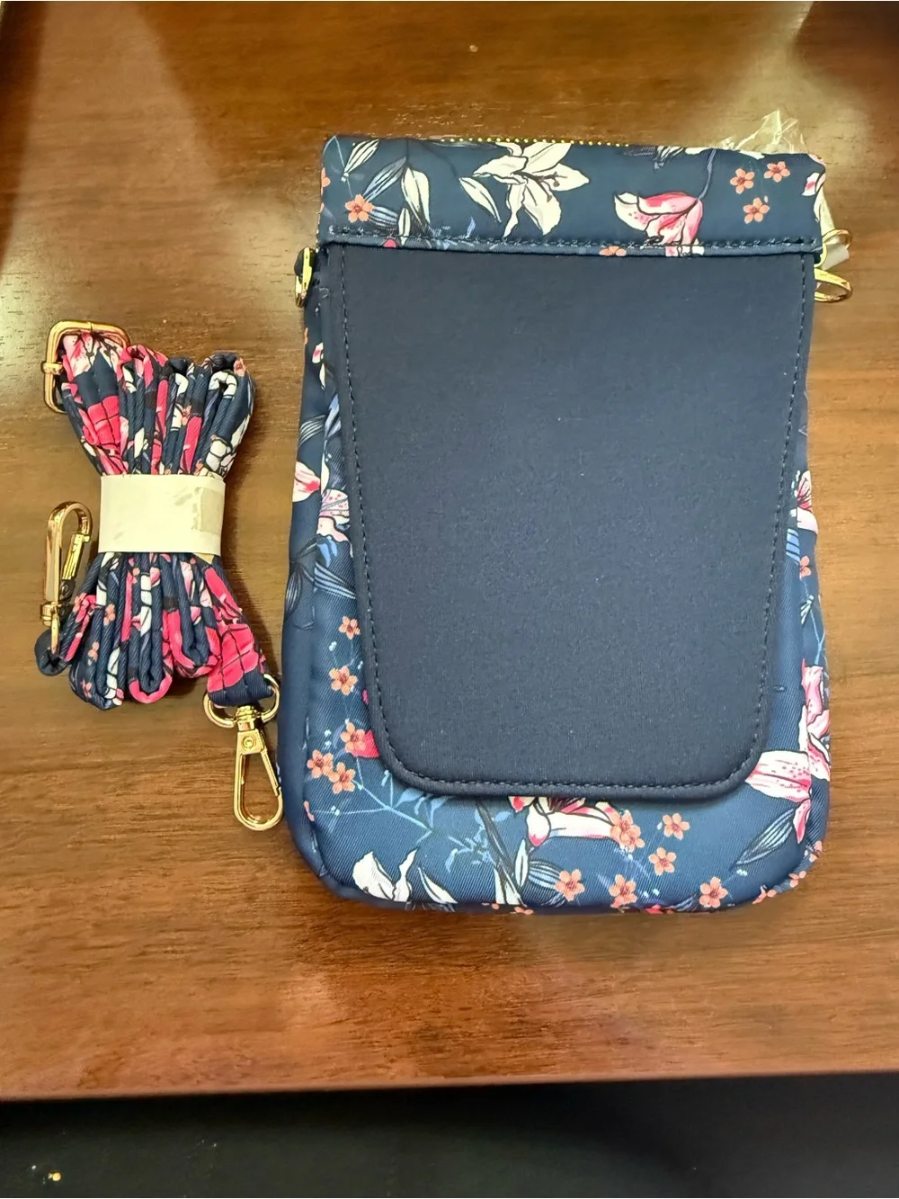 Floral Vybz Magentic Pocket Pal Pro w/ Zippered Pocket & RFID Block and Removabl